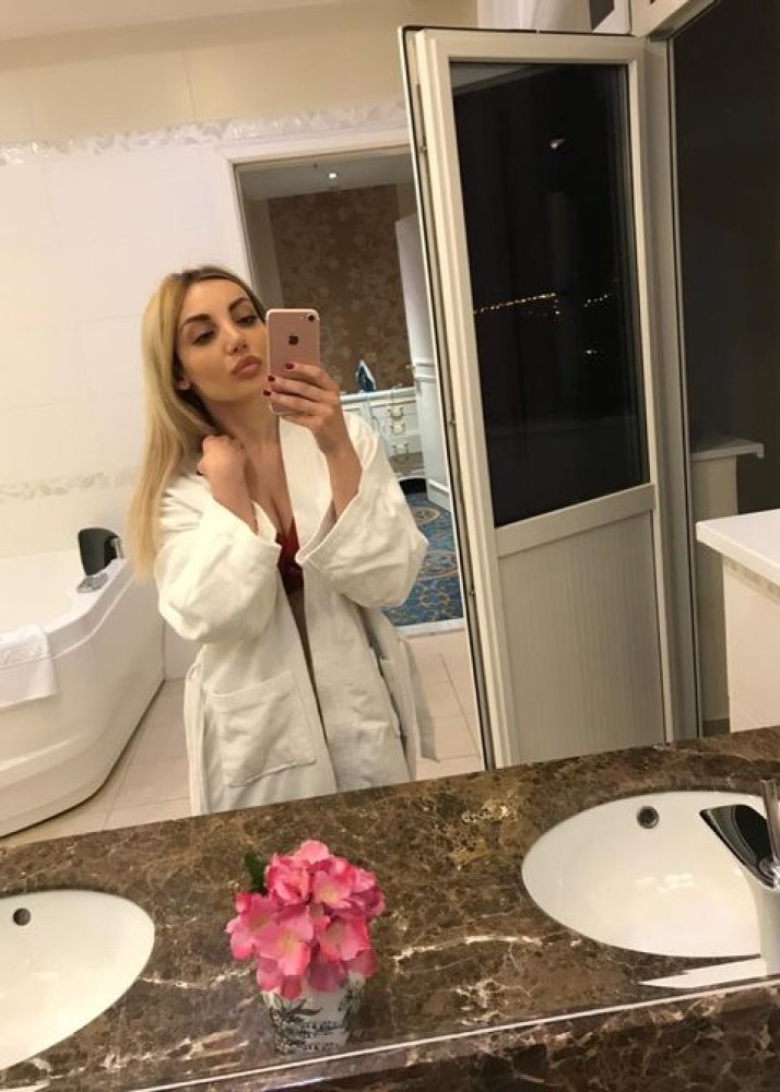 Индивидуалка Снежана главное фото в городе Верхний Уфалей 